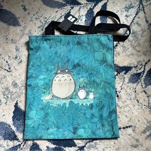 Academy Museum - STUDIO GHIBLI TOTORO LEAF PRINT EXCLUSIVE TOTE